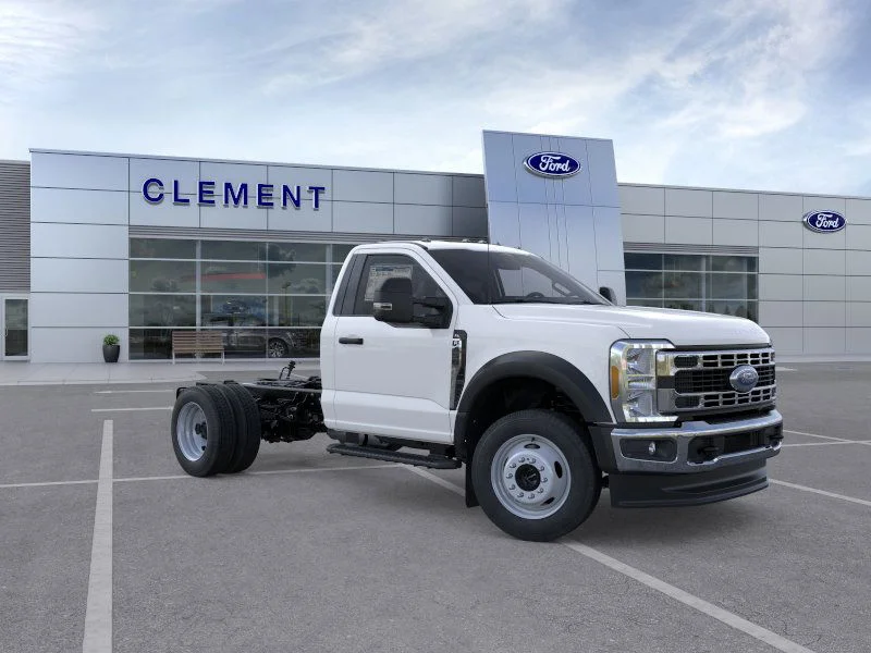 New 2026 Oxford White Ford F-450® XL image 7