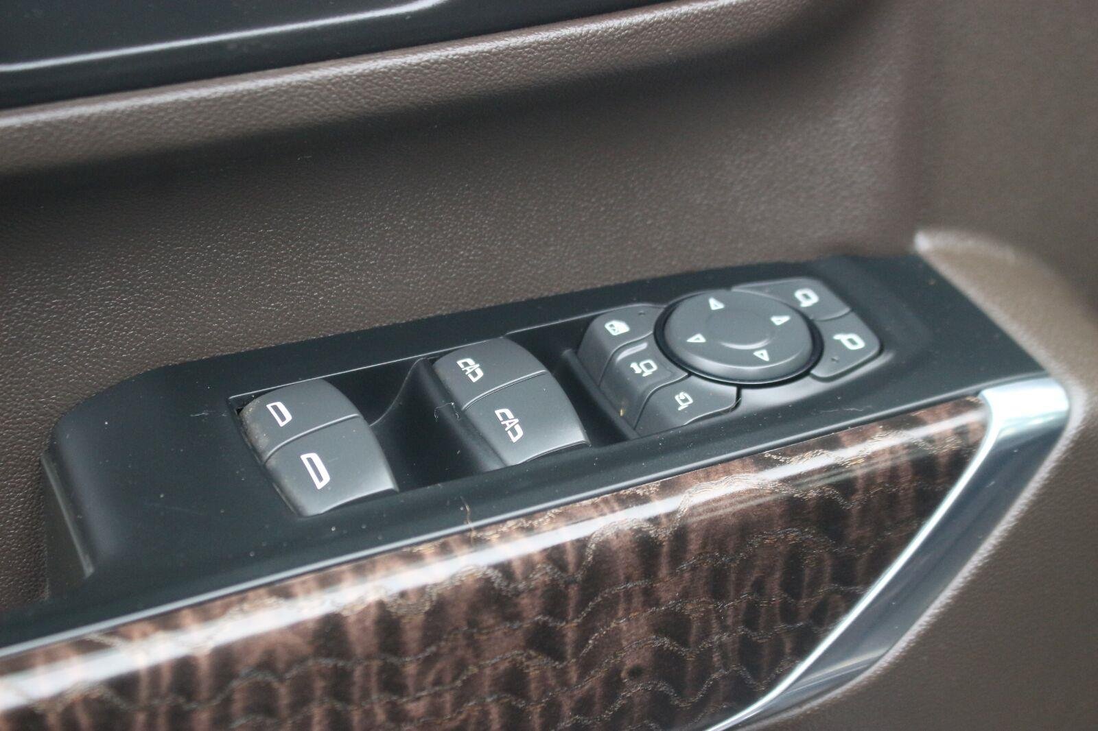 Used 2023 Ebony Twilight Metallic GMC Denali image 16