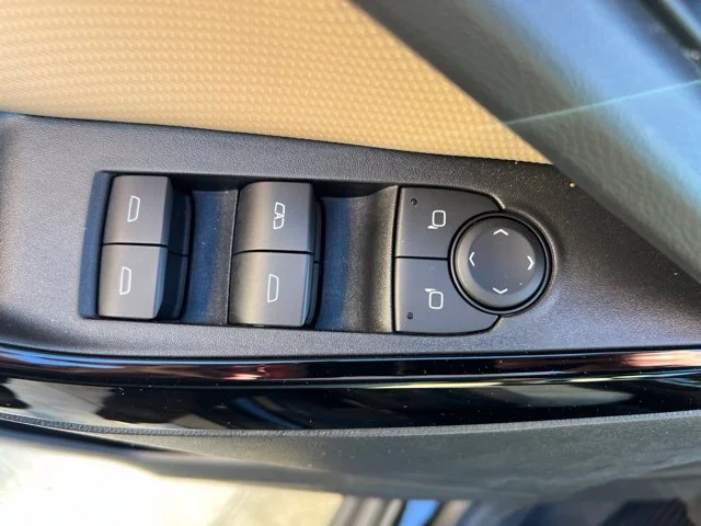 Used 2025 Black Chevrolet ACTIV image 13