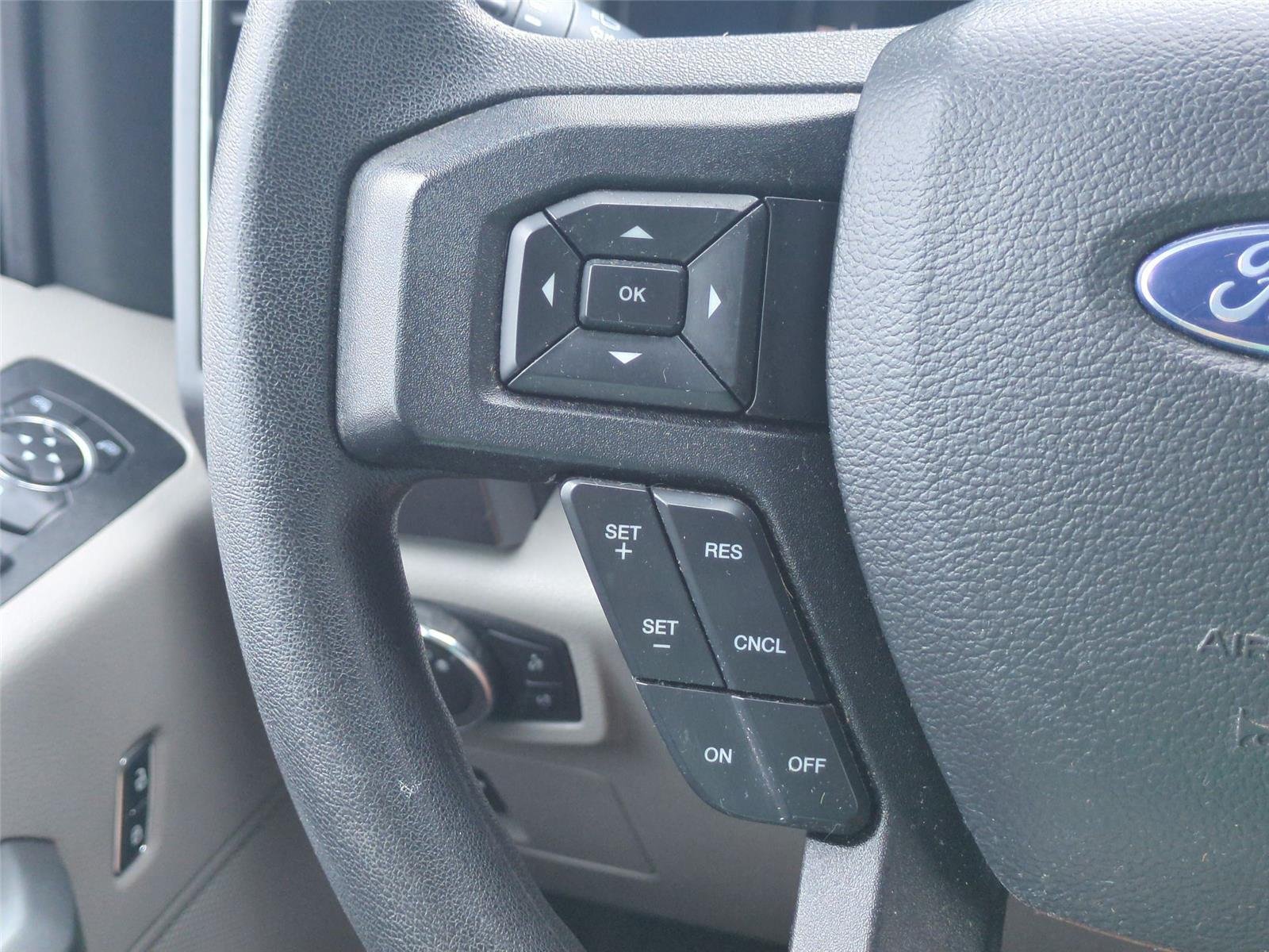 Used 2018 Oxford White Ford XLT image 20