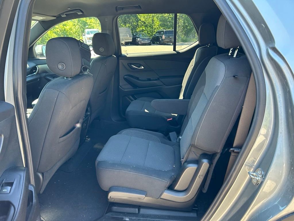 Used 2023 Sterling Gray Metallic Chevrolet LT Cloth image 12