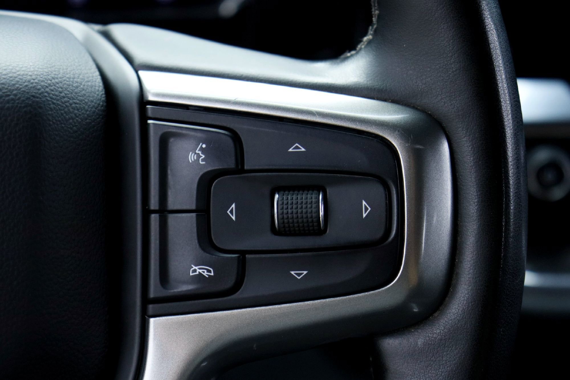 2024 Chevrolet Silverado 2500HD LTZ - Photo 13