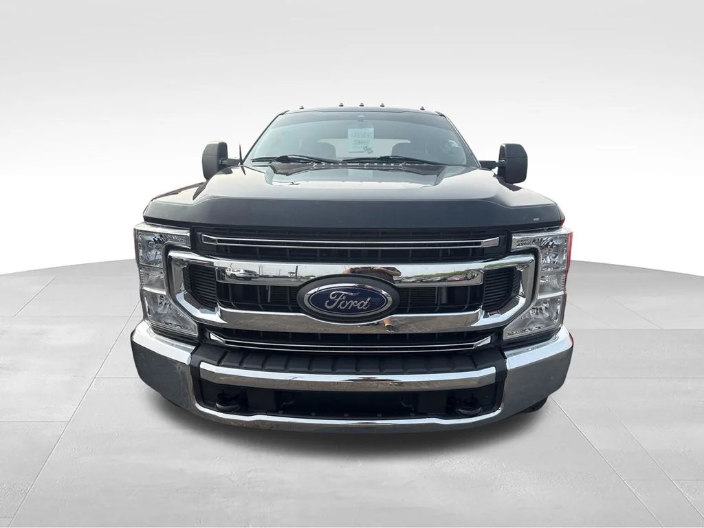 Used 2021 Blue Ford XL image 5