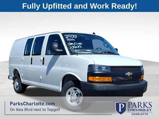 2025 Chevrolet Express Cargo WT