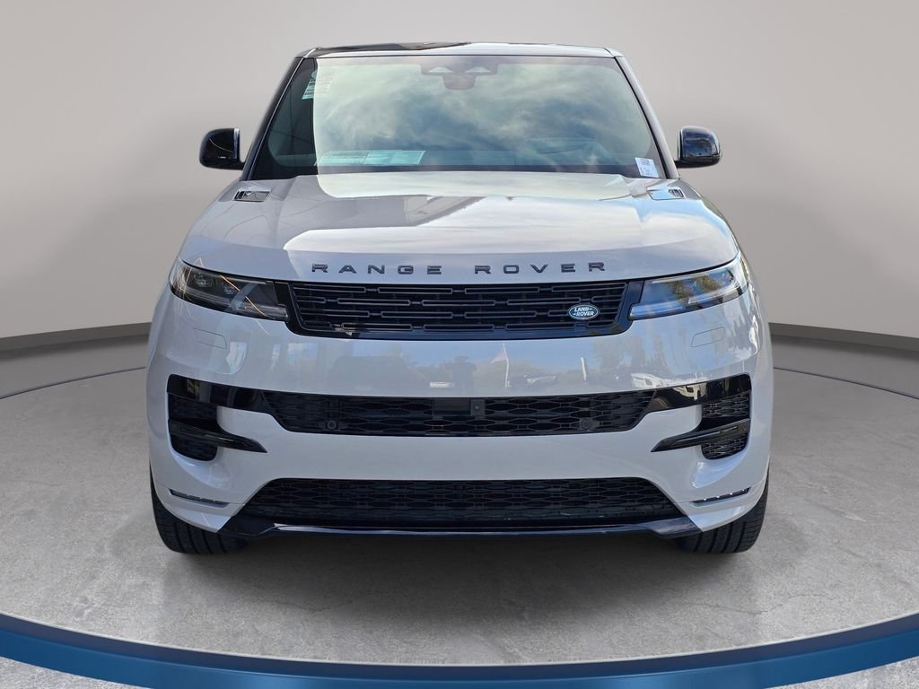 New 2026 Borasco Grey LAND ROVER Dynamic SE image 2