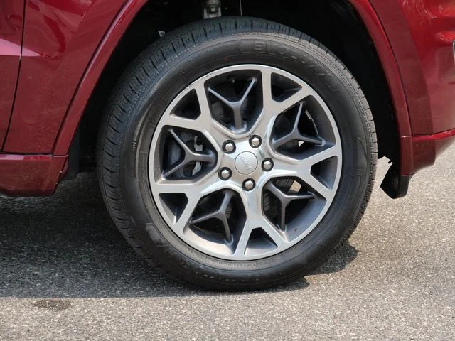 Used 2020 Red Jeep Overland image 7