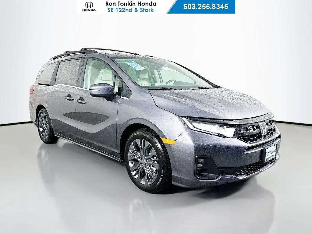 2026 Honda Odyssey Touring's photo