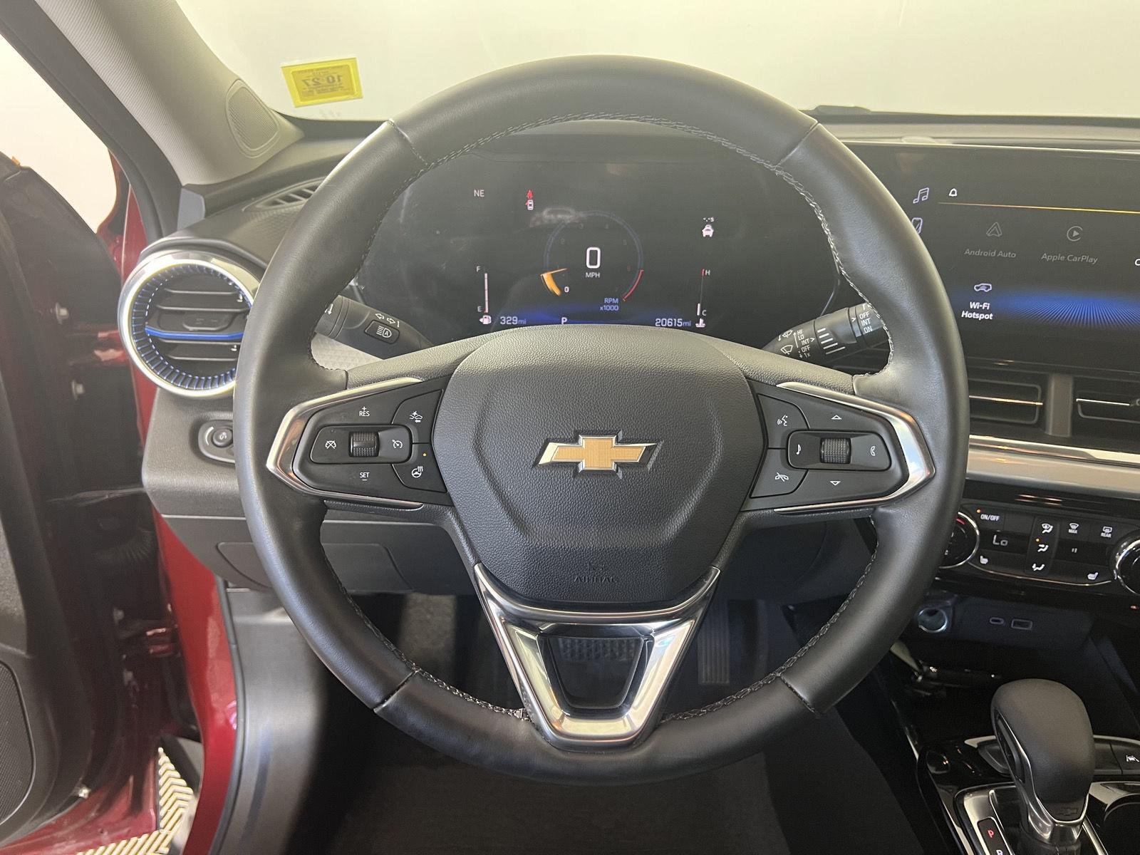 Used 2025 Crimson Metallic Chevrolet LT image 7