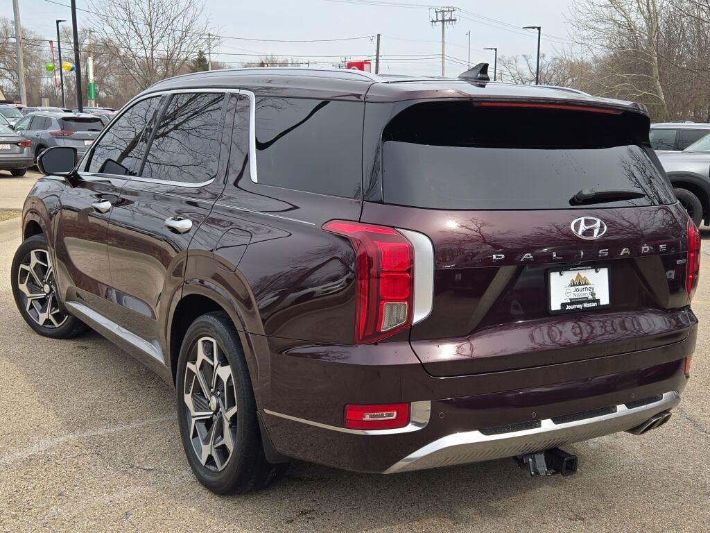 Used 2022 Red Hyundai Calligraphy image 13