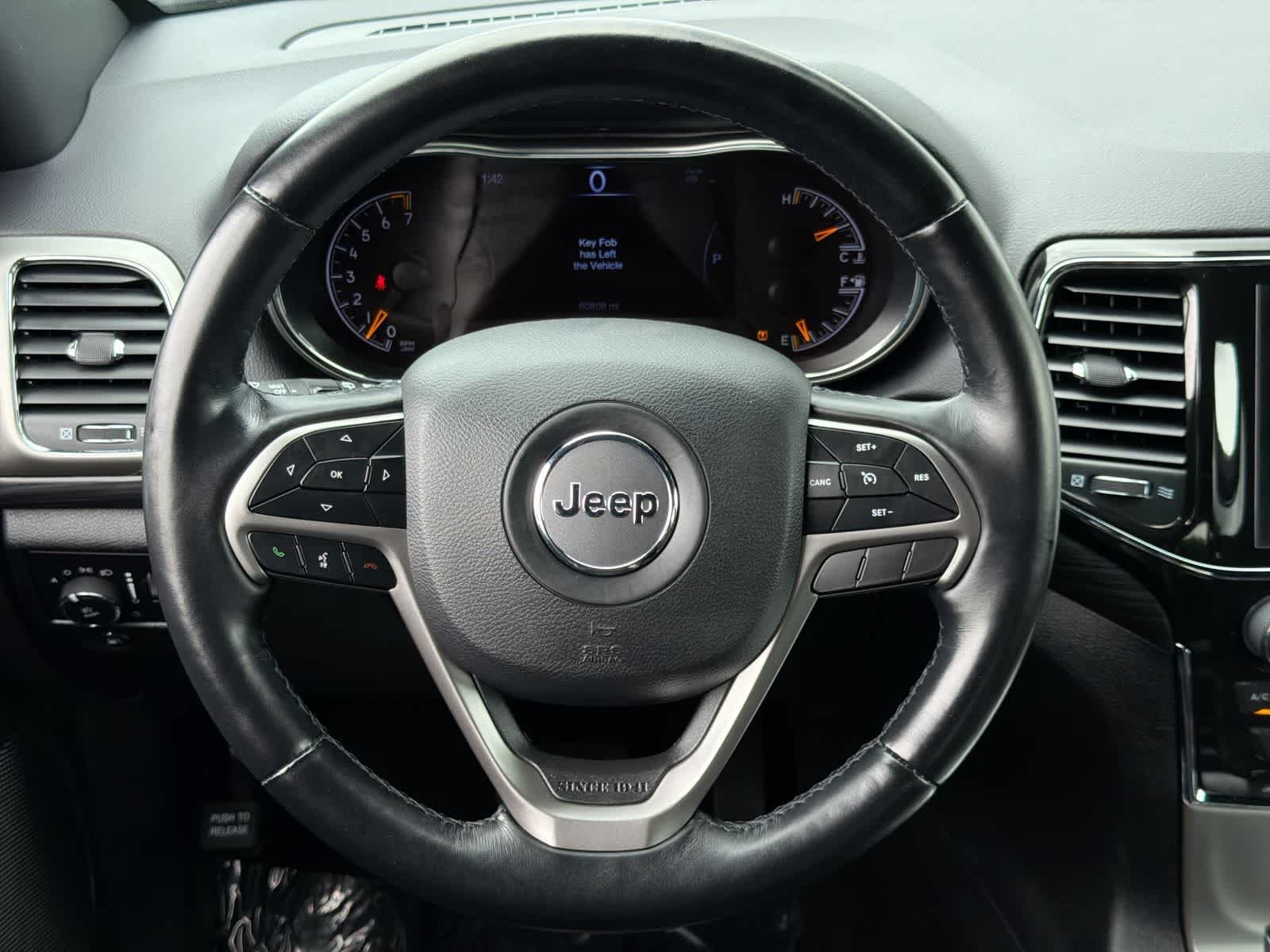 Used 2021 Billet Silver Metallic Clearcoat Jeep Laredo X image 24