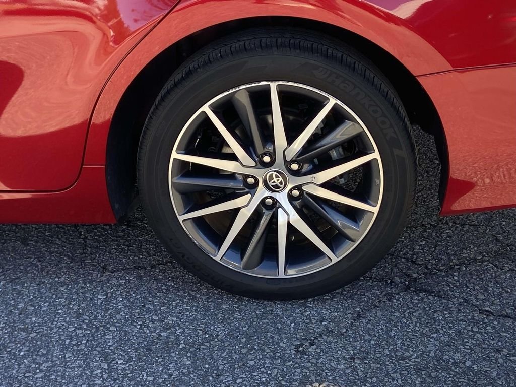 2024 Toyota Camry XLE - Photo 9