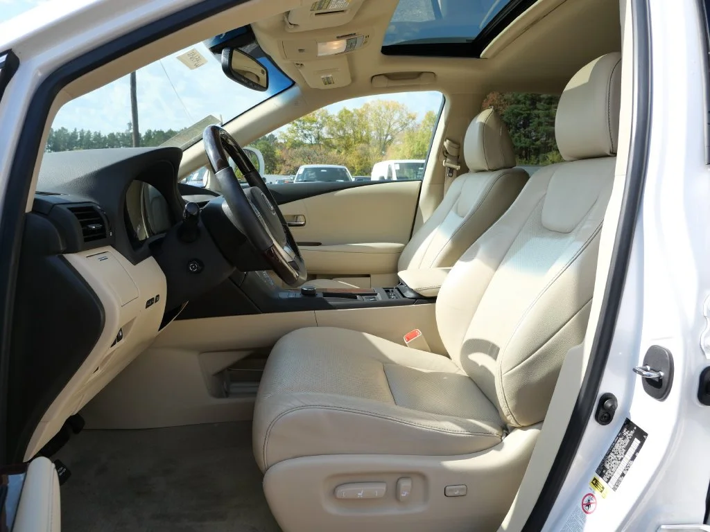 Used 2013  Lexus 350 image 20
