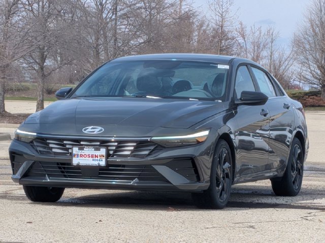Used 2026 Gray Hyundai SEL Sport image 3