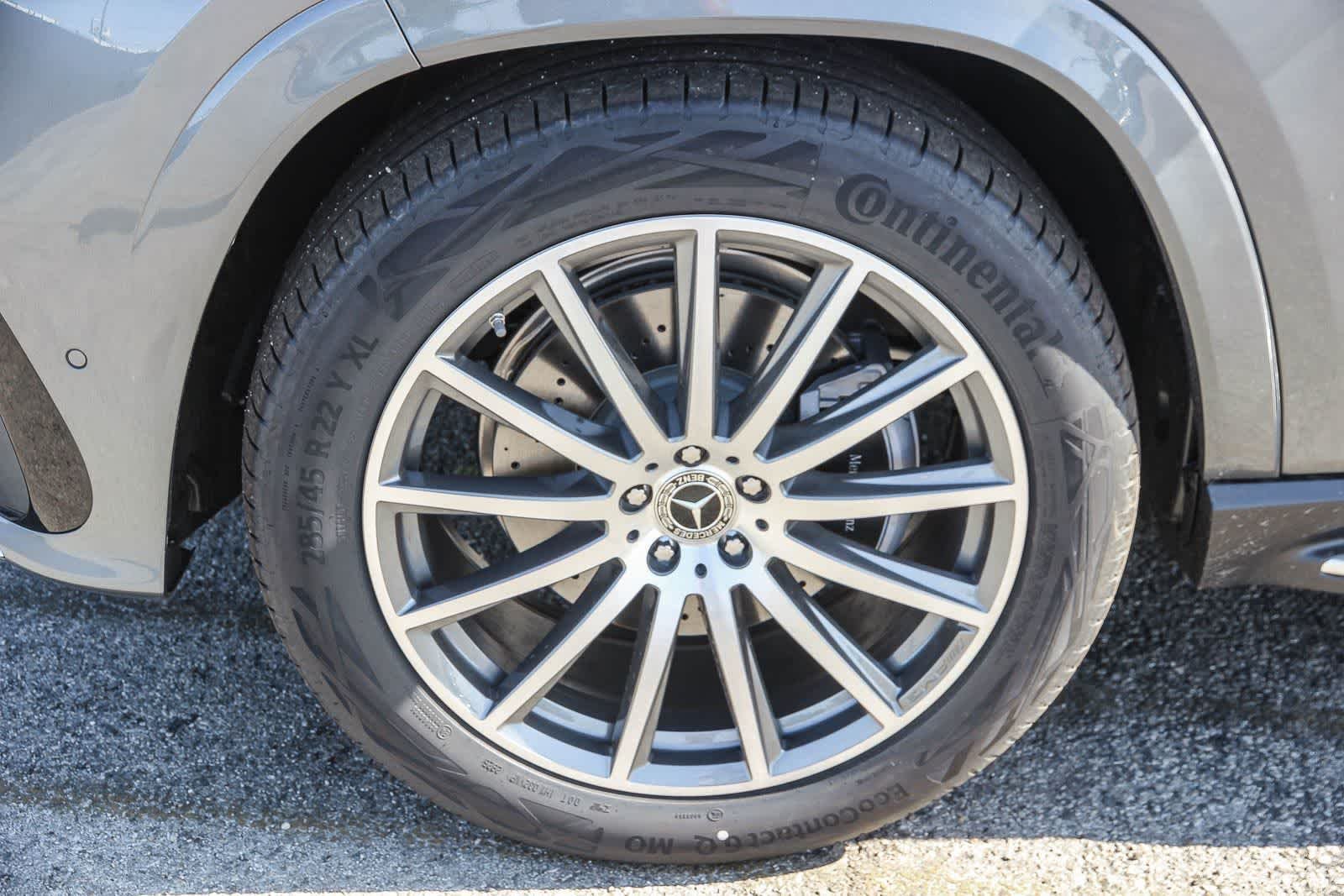 New 2026 Selenite Grey Metallic Mercedes-Benz GLS 580 image 10