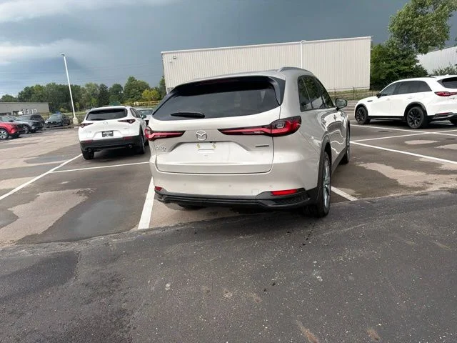 New 2026 Platinum Quartz Metallic Mazda 3.3 Turbo Preferred AWD image 9