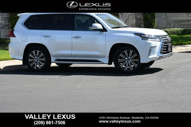 Used 2018 White Lexus 570 image 3
