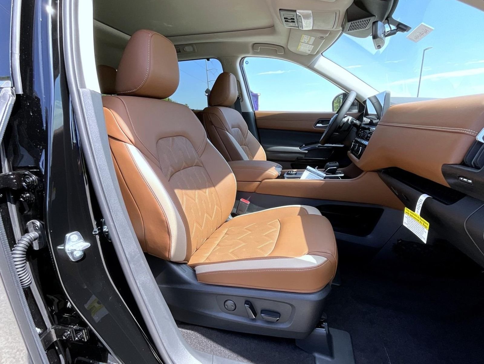 New 2026 Super Black Nissan Platinum image 16