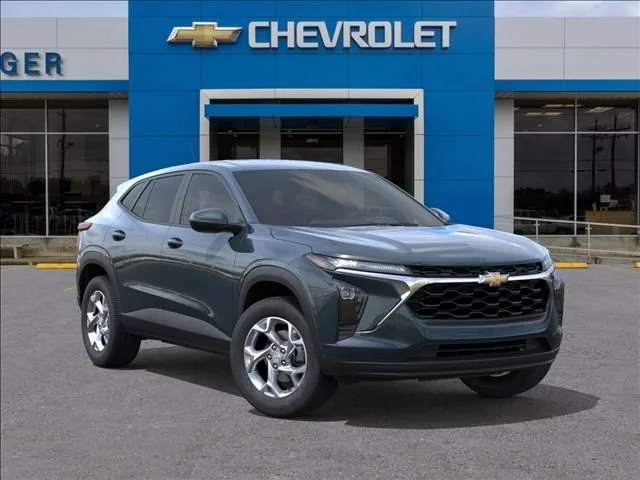 2026 Chevrolet Trax LS - Photo 7