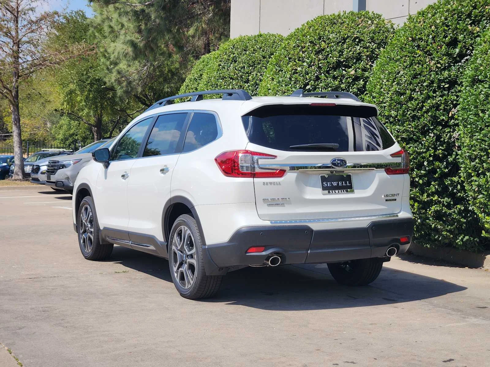 New 2026 CRYSTAL WHITE PEARL Subaru Touring 7-Passenger image 4