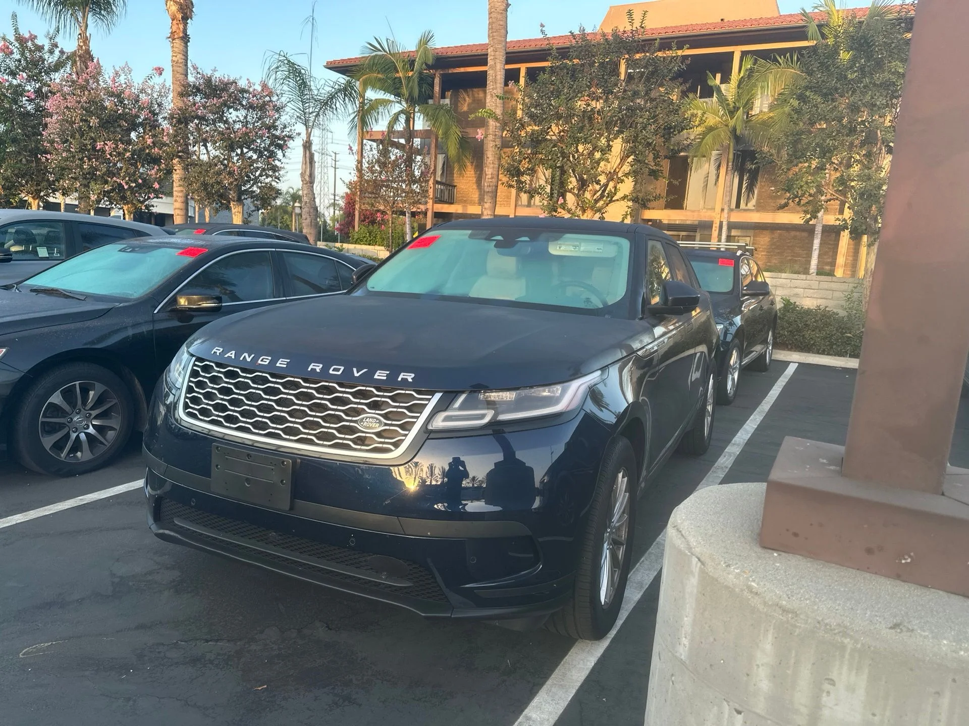 Used 2023 Blue Land Rover S image 2