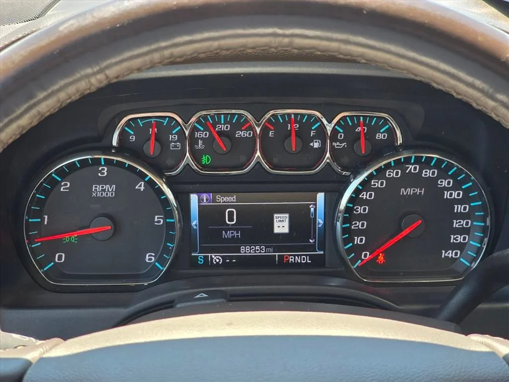 Used 2017 Gray GMC SLT image 7