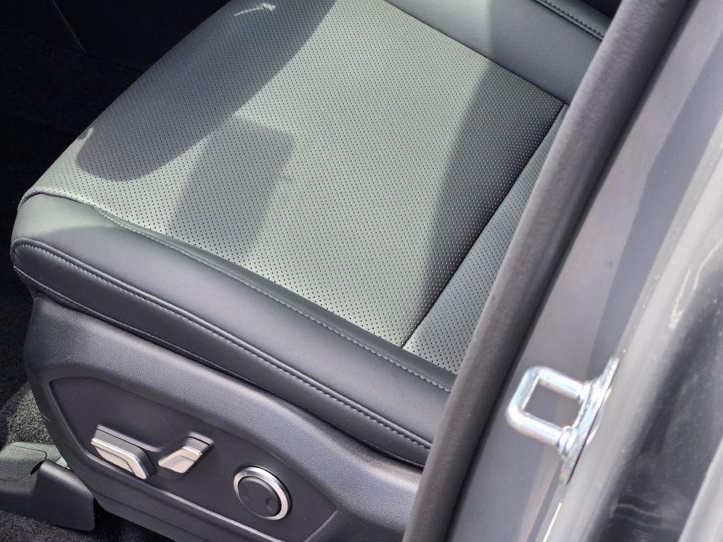 New 2026 Gray Hyundai XRT AWD image 23