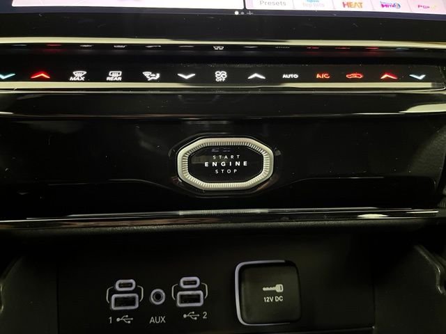 Used 2026 Gray Jeep Limited image 24