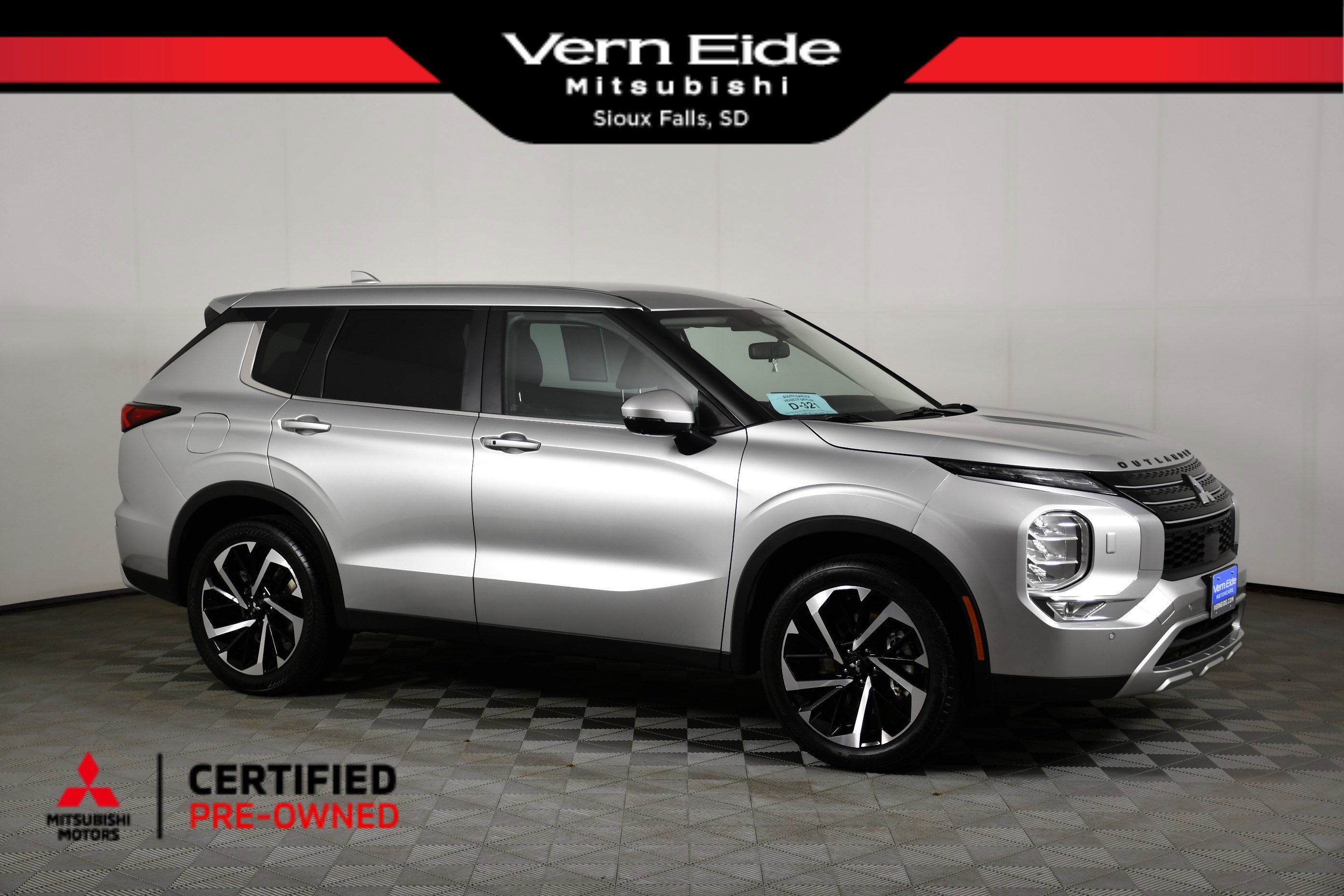 2023 Mitsubishi Outlander SE S-AWC's photo