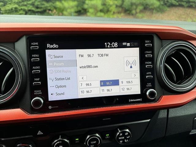 Certified Used 2020 MAGNETIC GRAY MET. Toyota  image 19