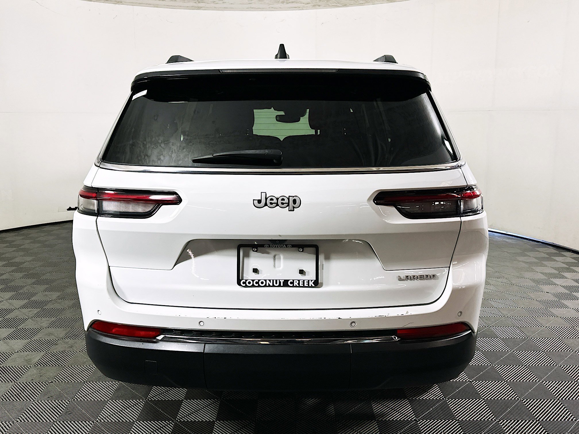 2024 Jeep Grand thumbnail 6