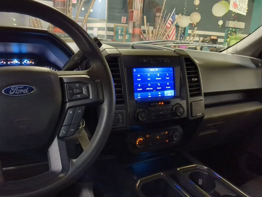 Used 2020 Black Metallic Ford XL image 12