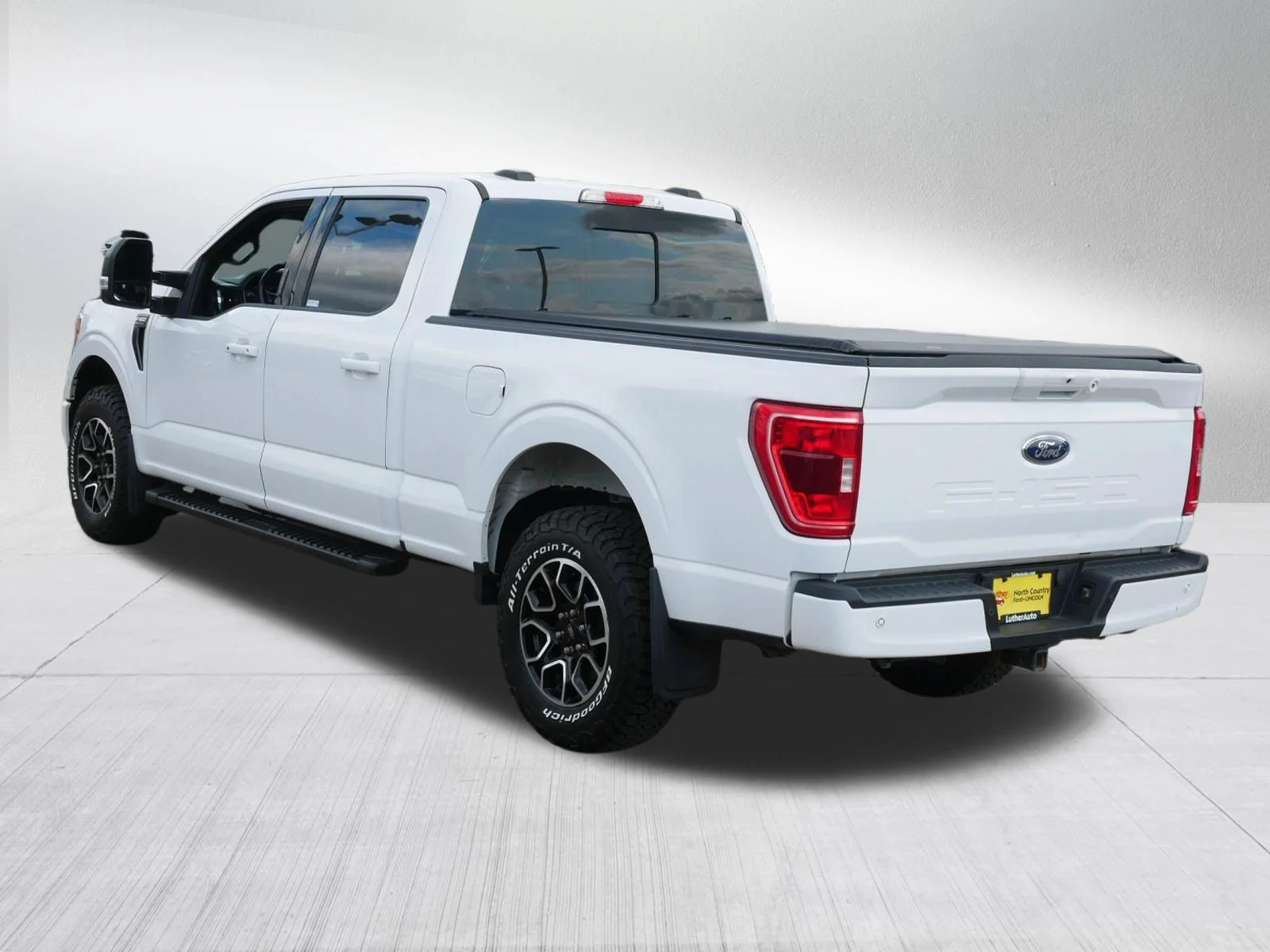 Certified Used 2021 Oxford White Ford XLT image 5