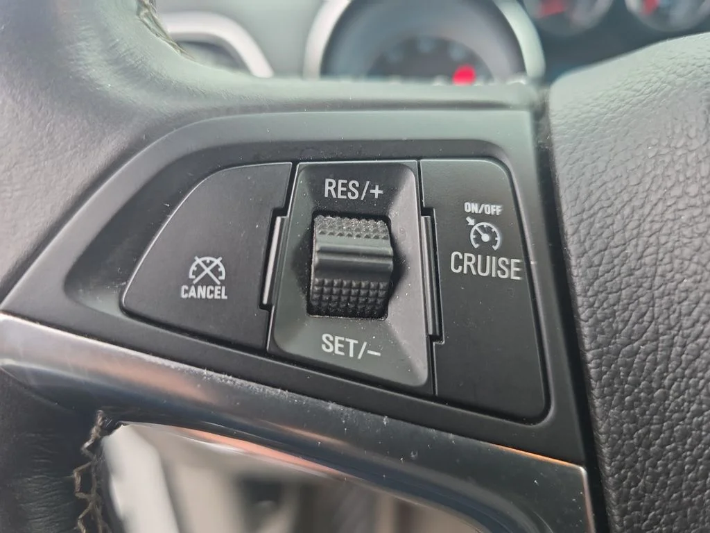 Used 2015 White Pearl Tricoat Buick Base image 20