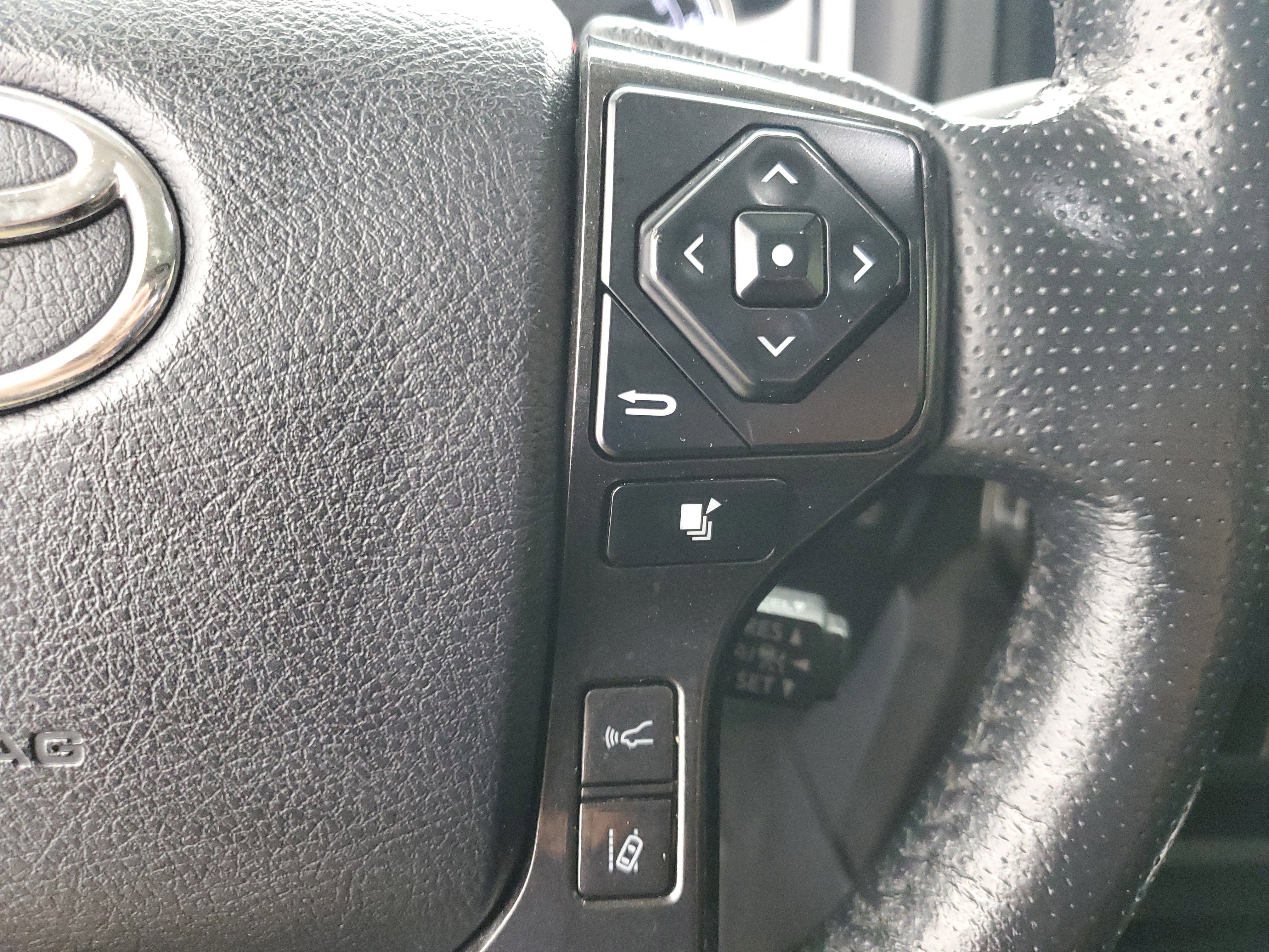 Used 2024 Ice Cap Toyota TRD Off-Road Premium image 24