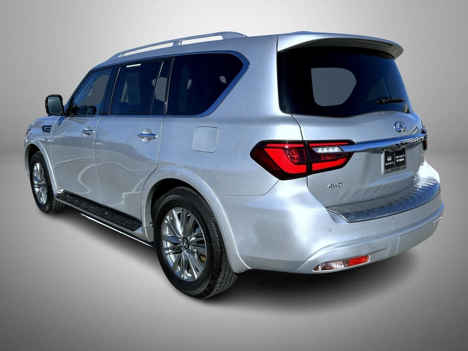 Used 2021 Silver INFINITI LUXE image 7