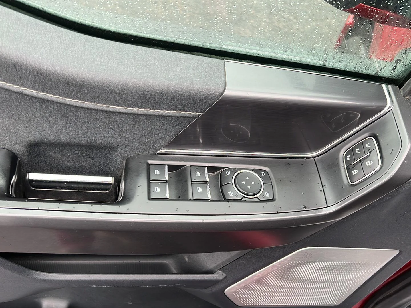 Used 2024 Rapid Red Metallic Tinted Clearcoat Ford LARIAT image 5