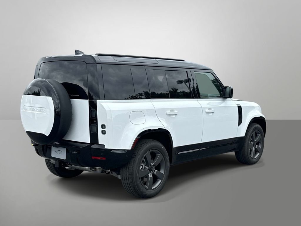 New 2026 Fuji White Land Rover X-Dynamic SE image 26