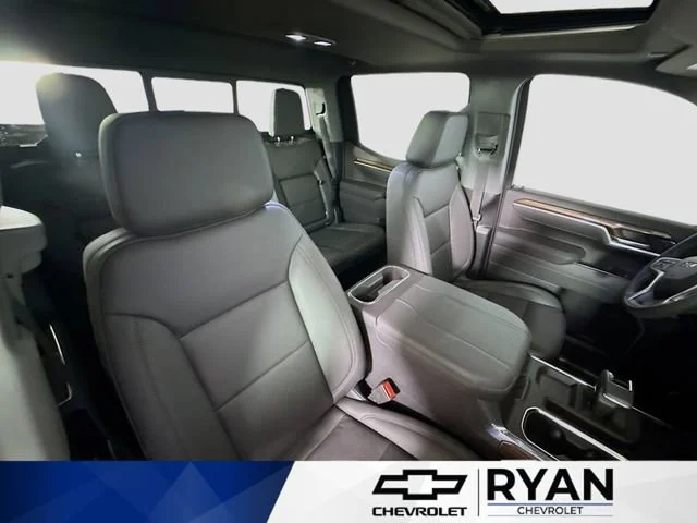 New 2026 White Chevrolet RST image 29