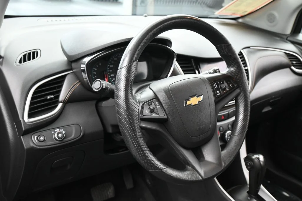 Used 2022 Mosaic Black Metallic Chevrolet LS image 13