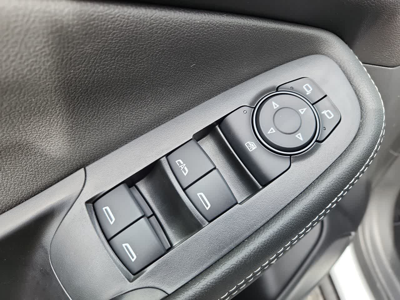 Used 2024 Summit White Buick Preferred image 11
