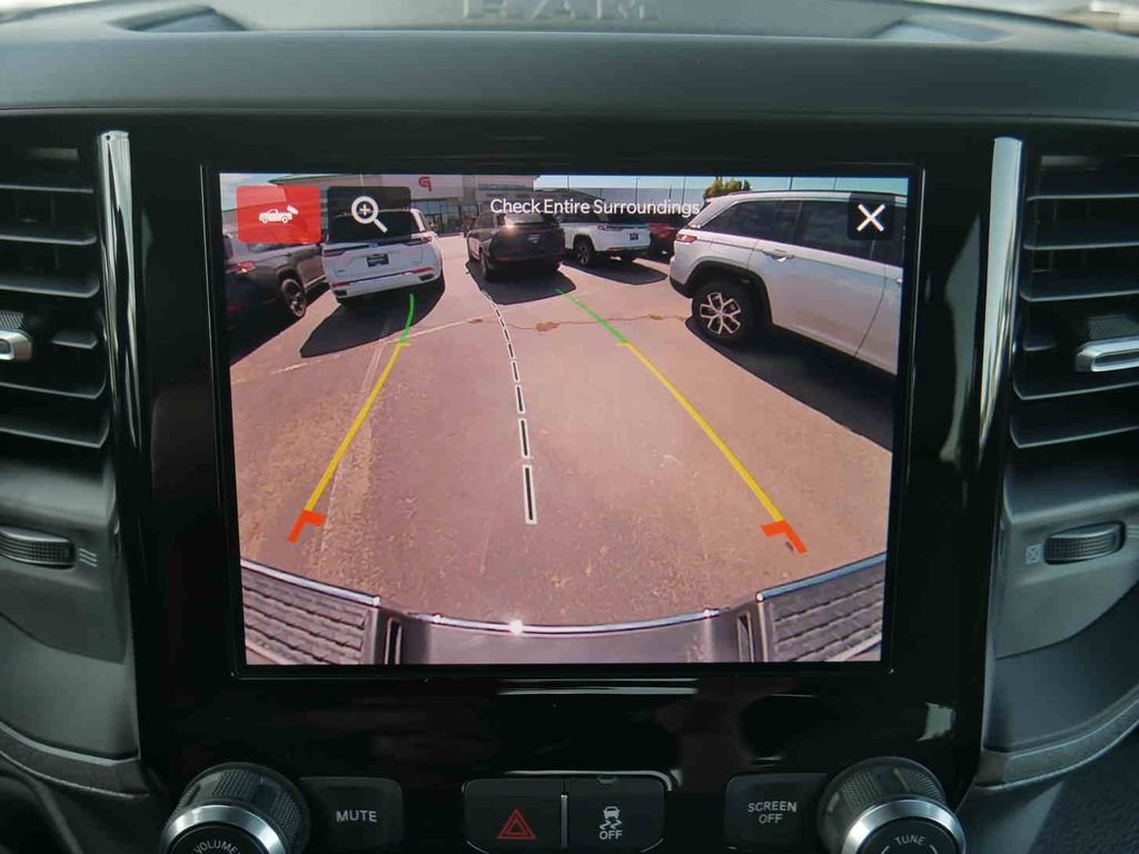 2026 RAM 3500 Tradesman - Photo 43