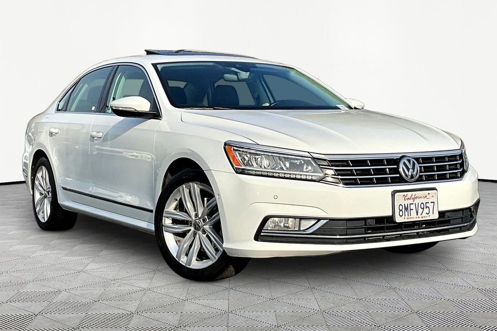 2018 Volkswagen Passat SEL Premium