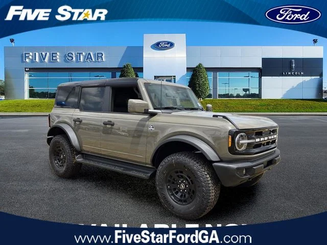 2026 Ford Bronco Outer Banks 4x4's photo