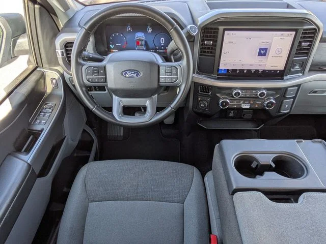 Certified Used 2025 Oxford White Ford XLT image 16