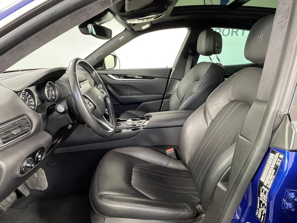 Used 2022 Blue Maserati Modena image 21