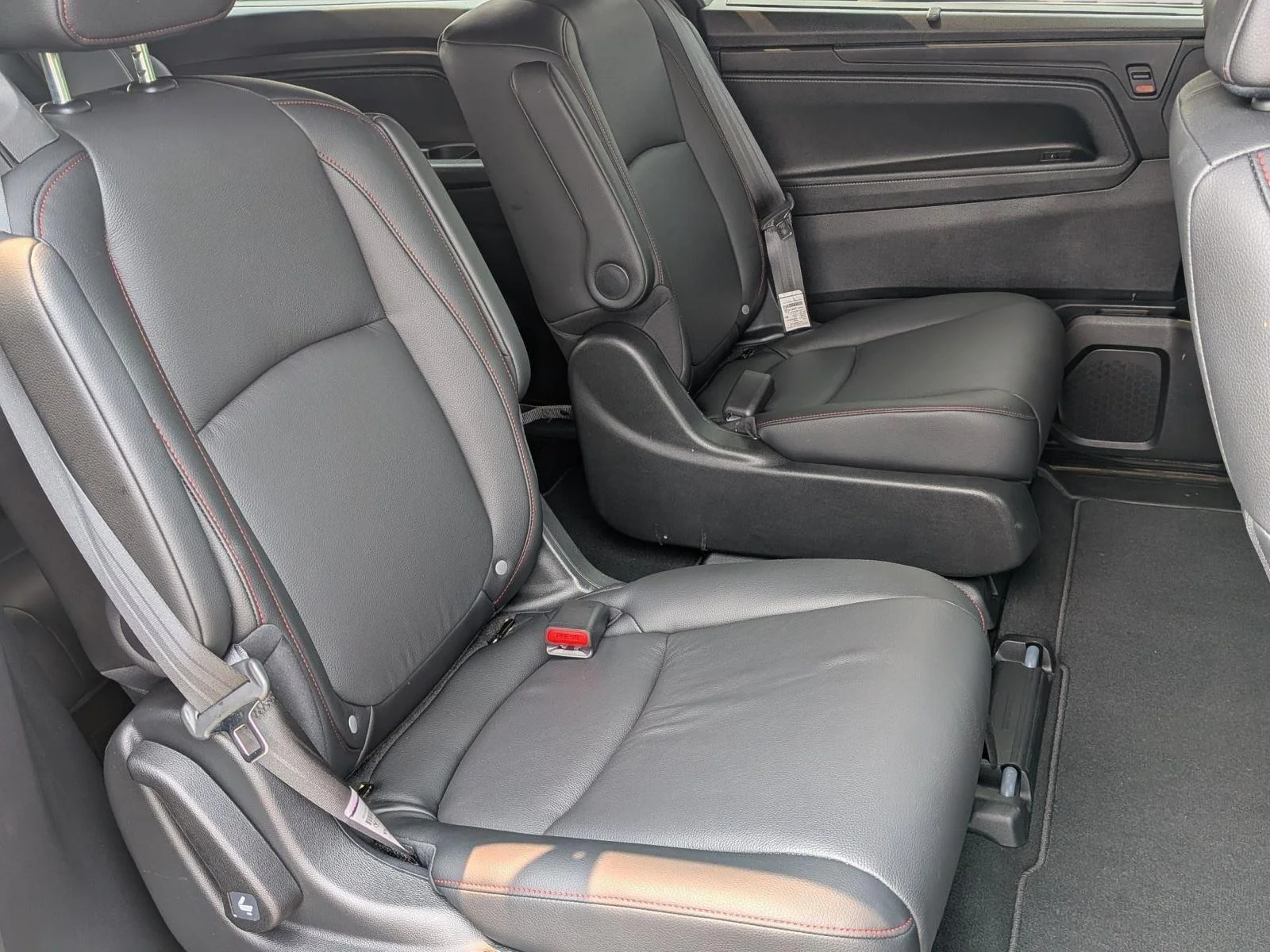 Used 2025 Sonic Gray Pearl Honda Sport-L image 36