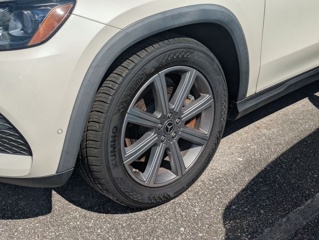 Used 2022  Mercedes-Benz GLS 450 image 5