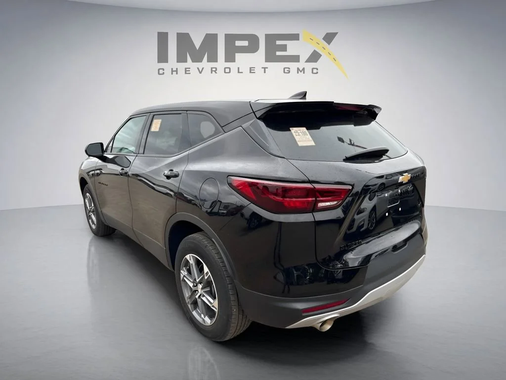Used 2023 Black Chevrolet 2LT image 2