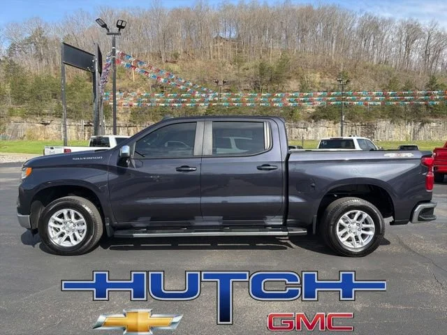 Used 2024 Dark Ash Metallic Chevrolet LT image 8
