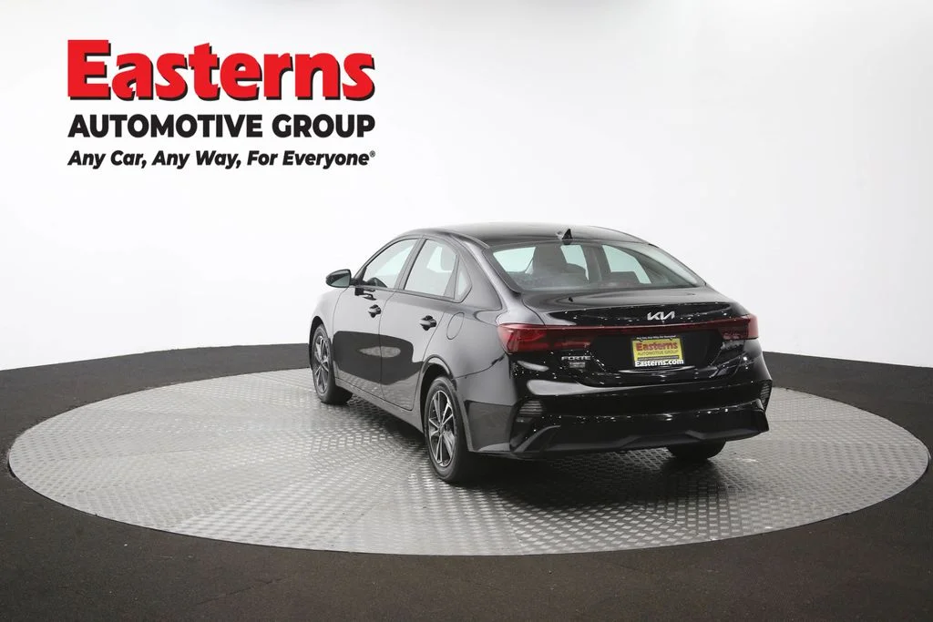 Used 2023 Black Kia LXS image 65